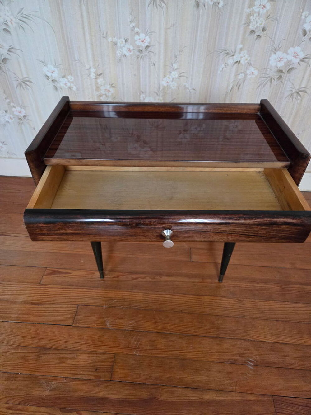 Armoire et chevet en palissandre Meubles