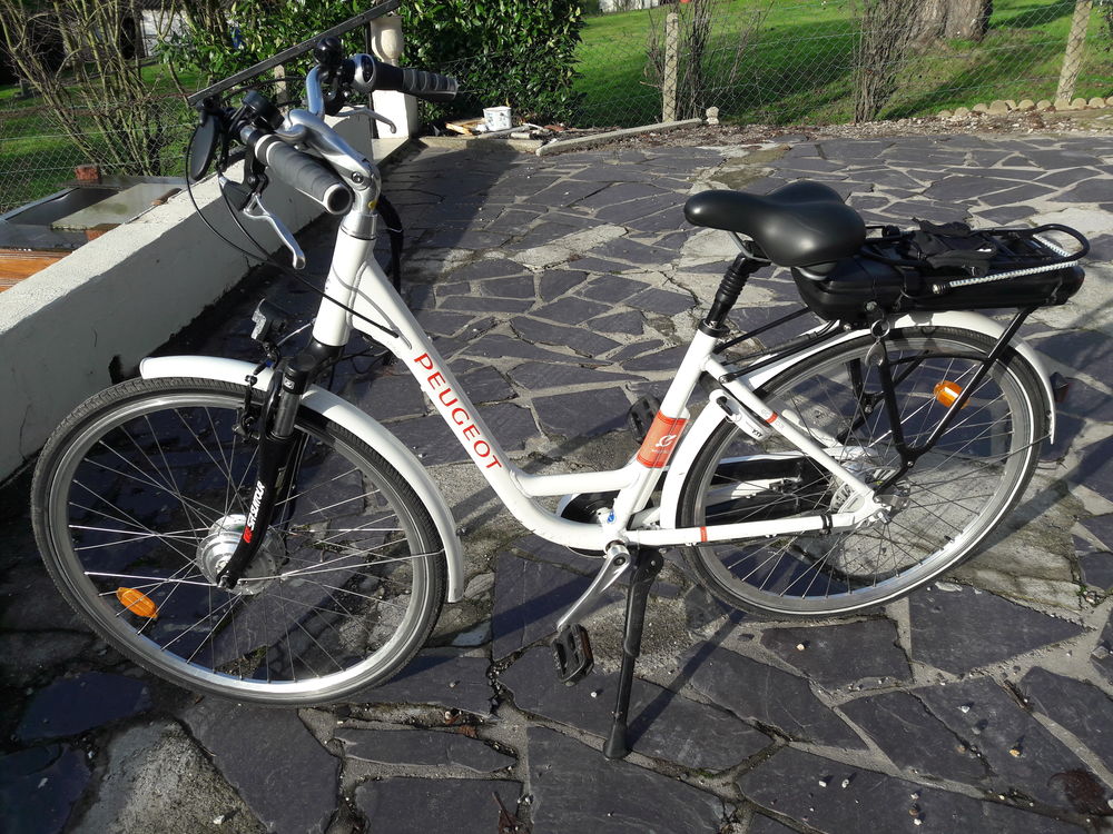 velo electrique ville femme peugeot Vélos