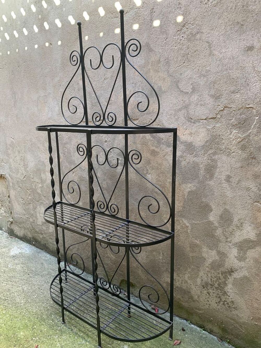 &Eacute;tag&egrave;res boulanger fer forg&eacute; Meubles