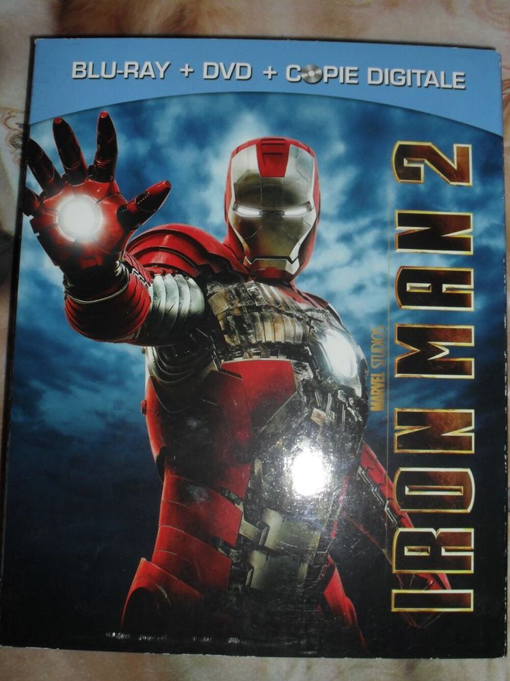 IRON MAN 2 coffret comprenant Blu-Ray-DVD-Copie digitale DVD et blu-ray
