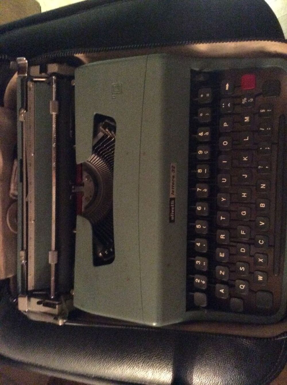 Machine &agrave; &eacute;crire Olivetti Lettera 