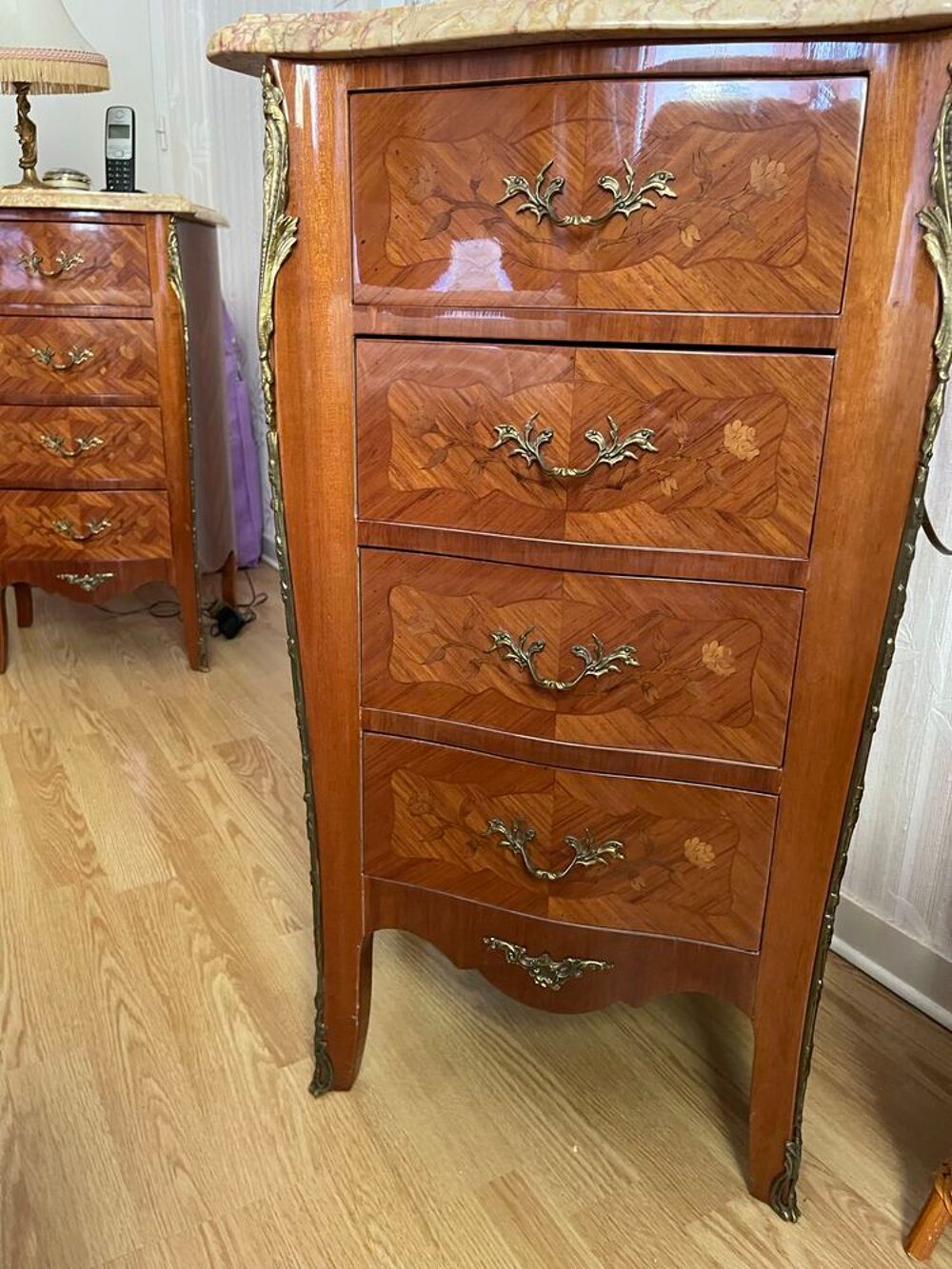 2 chiffonniers ou table de nuit Louis XV Meubles