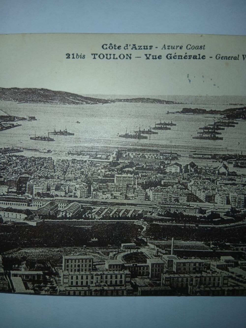 Cartes postales anciennes de Palavas, Nimes et Toulon 