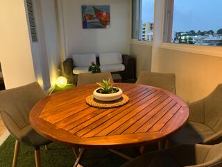  Appartement à louer 9 pièces 125 m² Pointe-à-pitre
