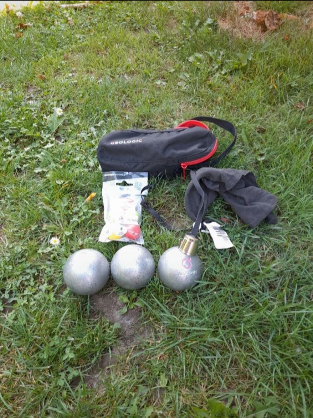 3 boules de petanque Sports
