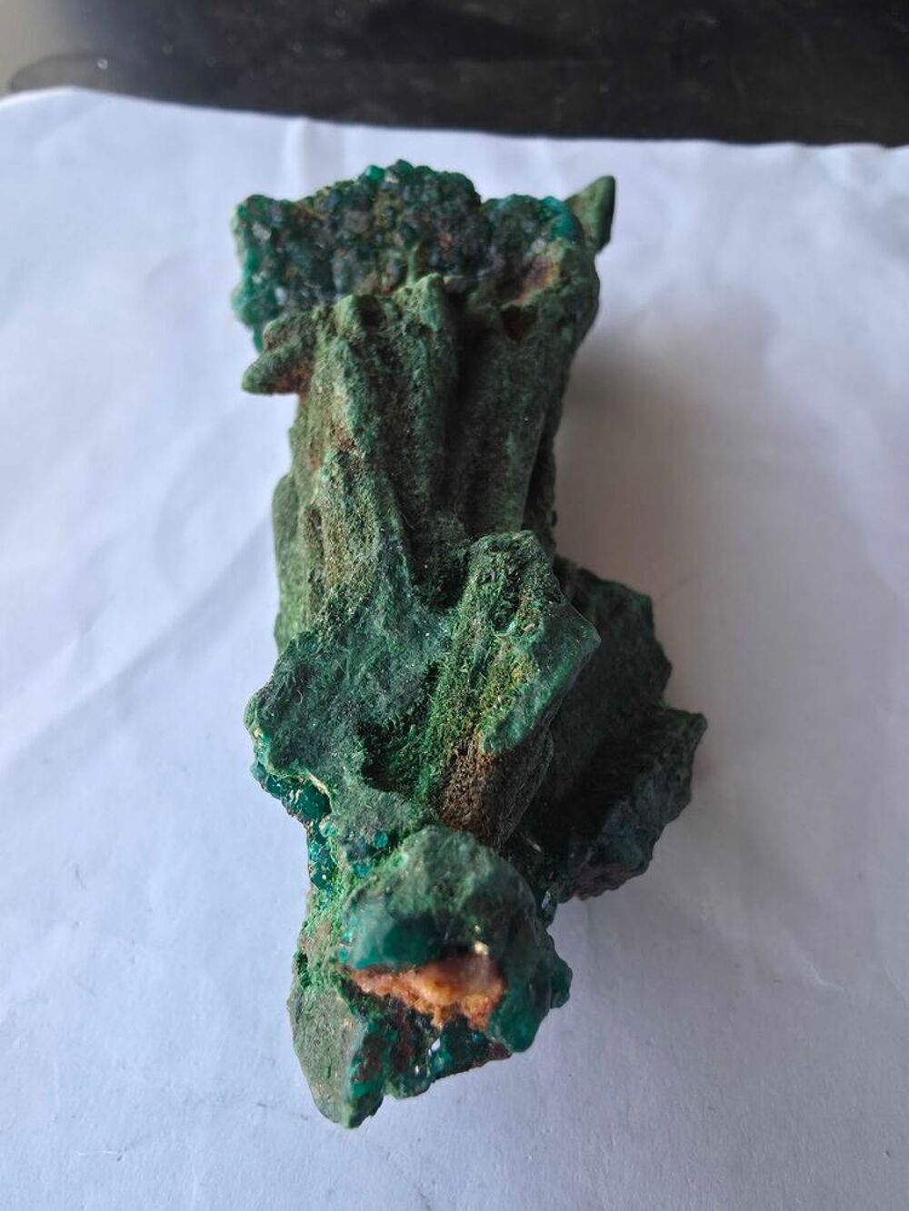 Dioptase Cristallis&eacute;e &amp; Malachite Velours RDC de Collection 196g 
