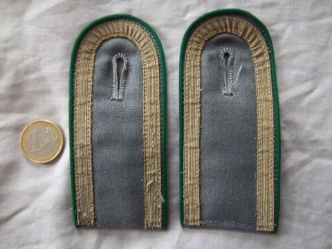 lot pattes �paule infanterie Allemande �quipement militaire 10 Valognes (50)