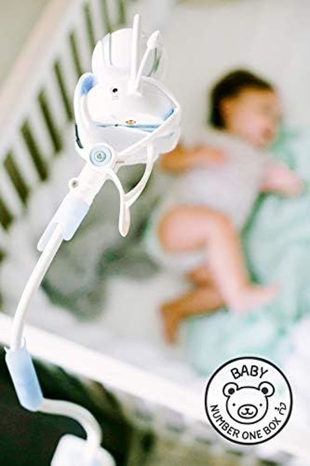 Un Support de Cam&eacute;ra - Plus s&ucirc;r pour Votre b&eacute;b&eacute; - FlexxiCam Puriculture