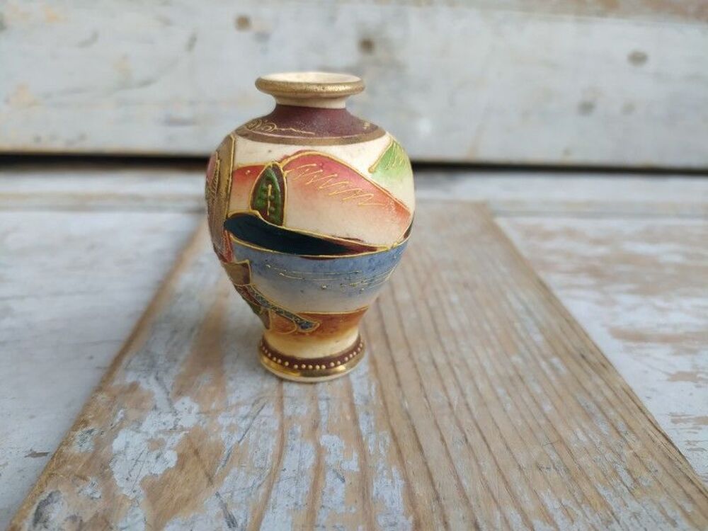 Ancien Vase Miniature Jouet Dinette Fa&iuml;ence de Satsuma Japon Décoration