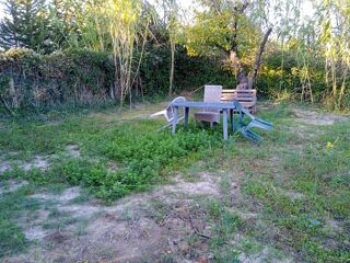  Terrain  louer 100 m Eyragues