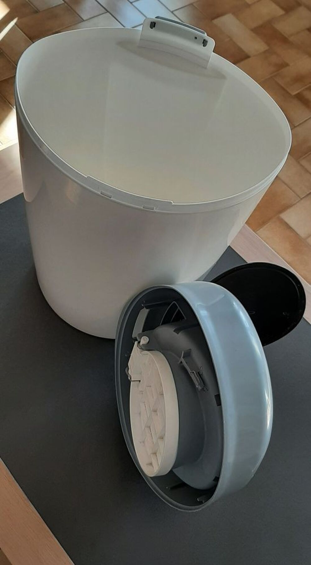 Poubelle pour couches b&eacute;b&eacute; Puériculture