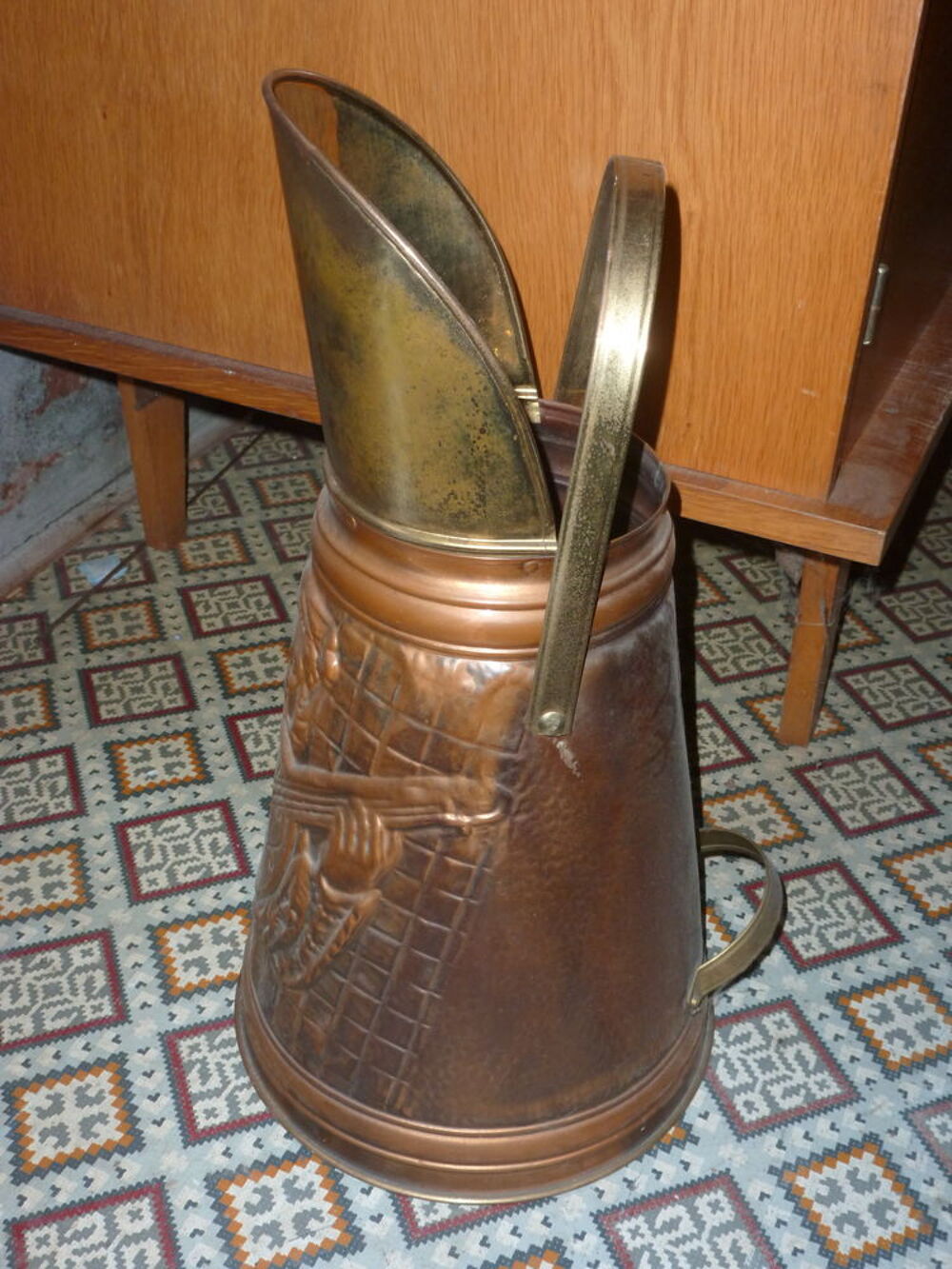 Charbonni&egrave;re en cuivre Décoration