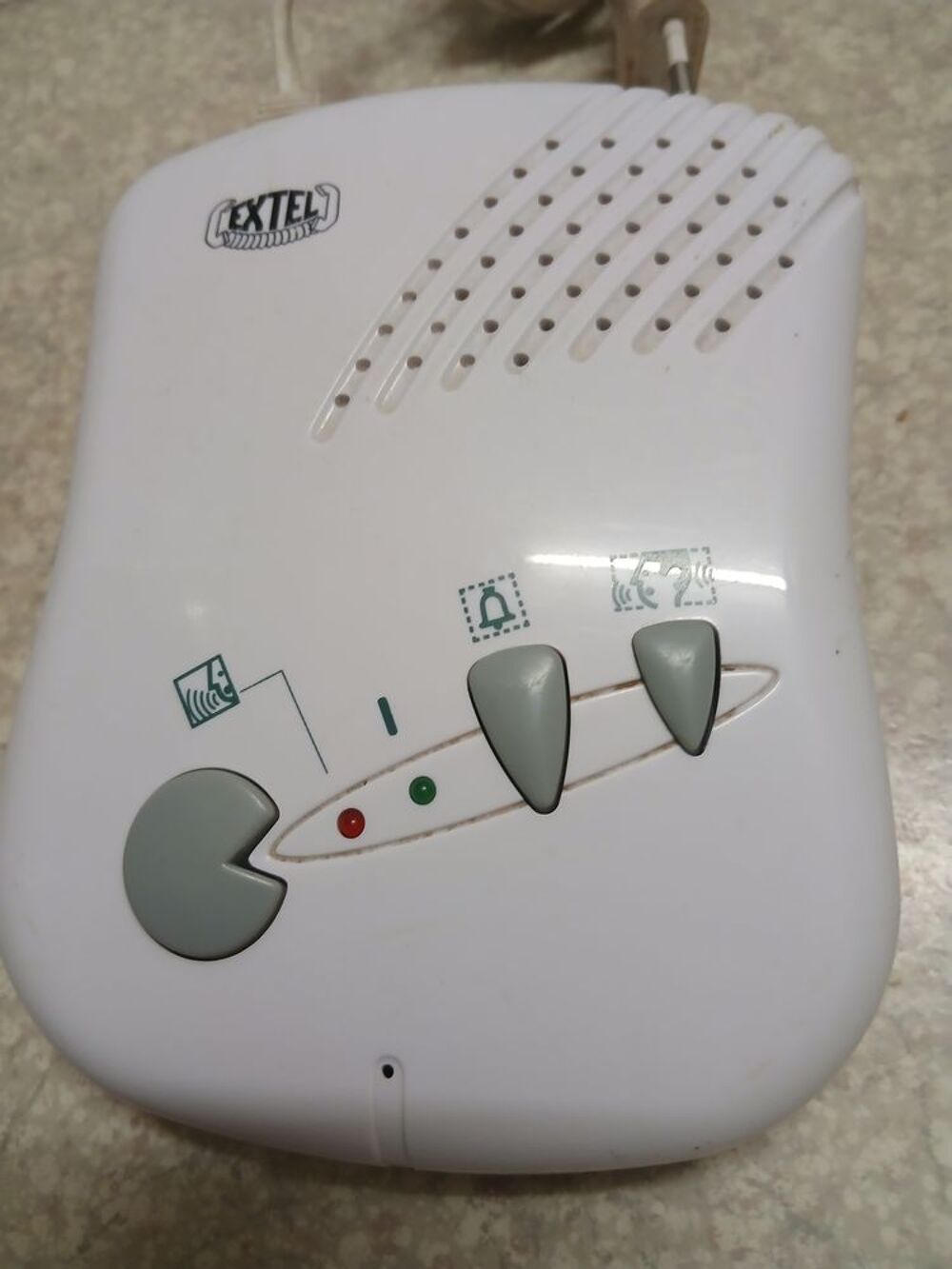 ENSEMBLE 4 INTERPHONES SANS FILS A COURANT PORTEUR 2 CANAUX Audio et hifi