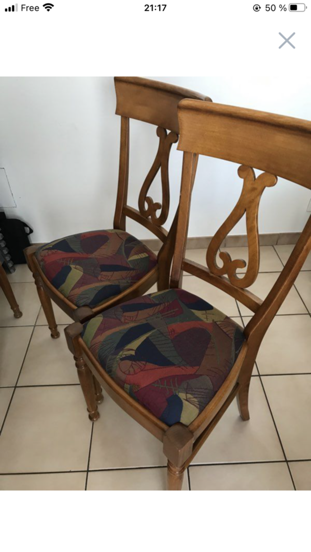 Table et chaises de salle &agrave; manger en merisier Meubles