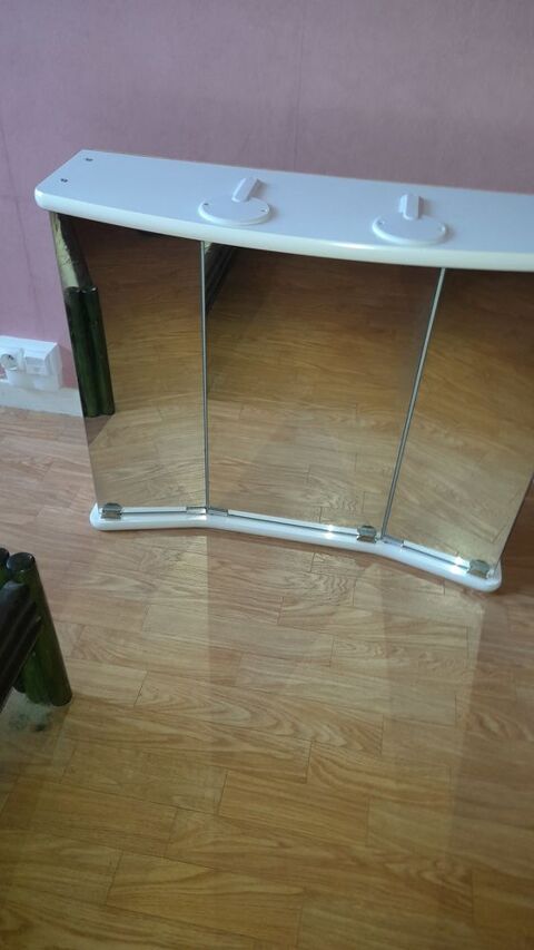 Armoire  de  toilette 100 Dole (39)