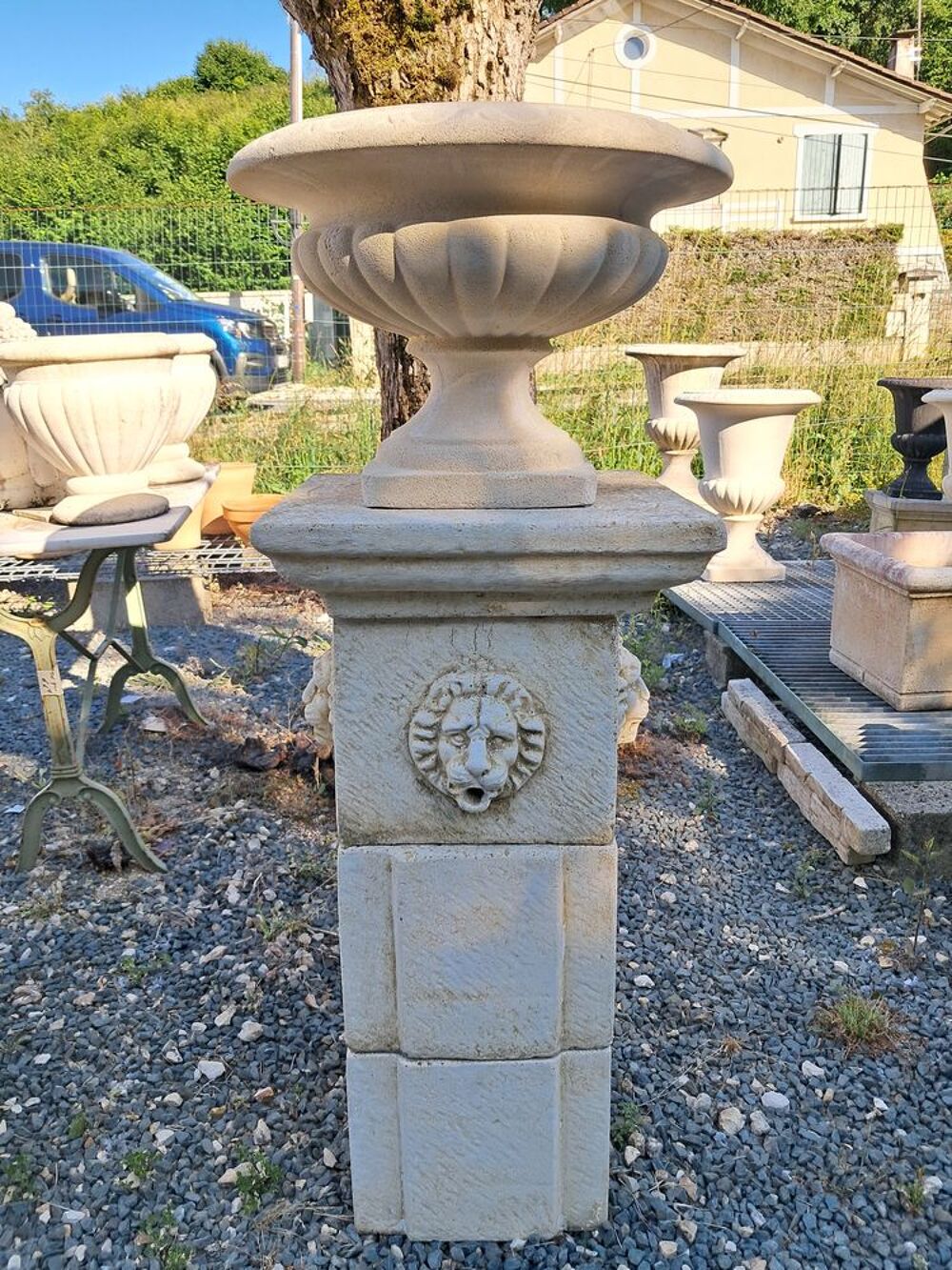 Base, socle en pierre reconstitu&eacute;e Décoration