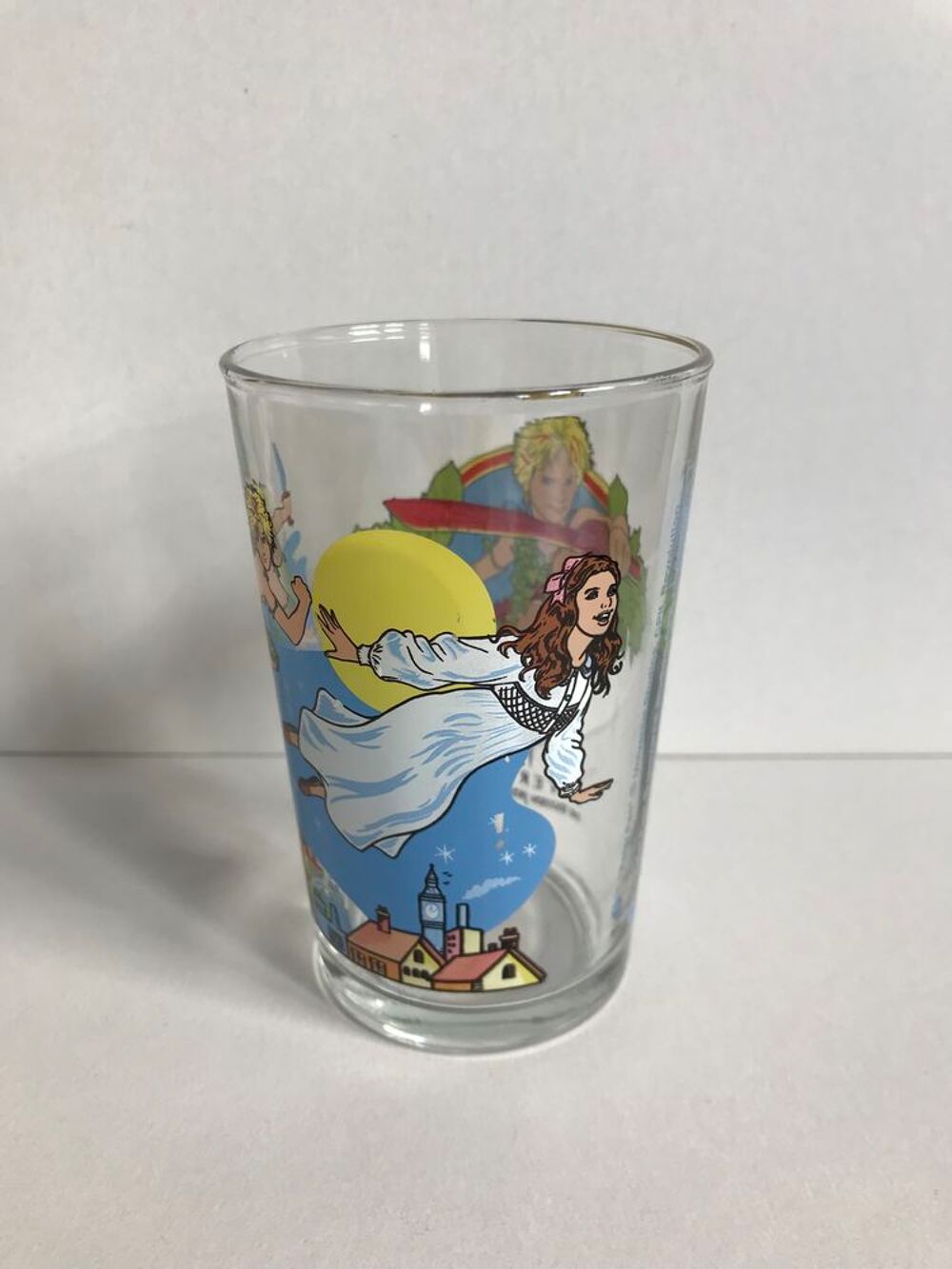 Ancien verre Peter Pan, Amora Cuisine