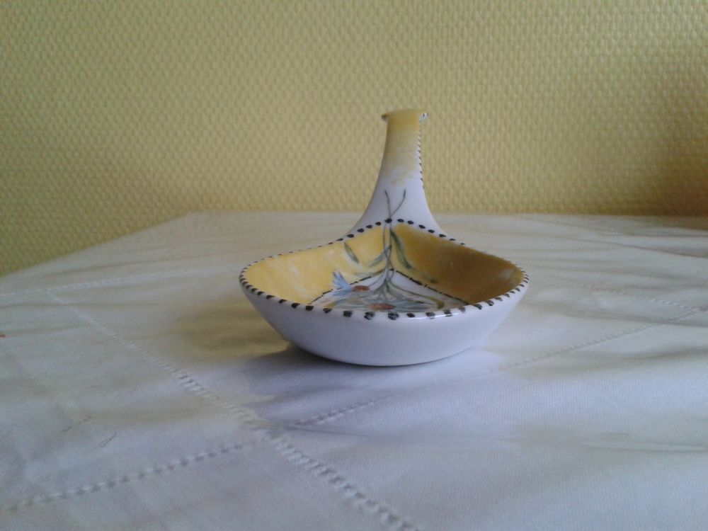 Repose cuill&egrave;re en porcelaine ancienne d&eacute;cor peint main Cuisine