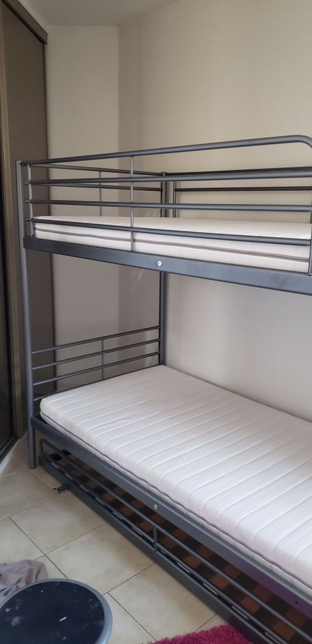 Lits superposes pour 3 couchages Mobilier enfants