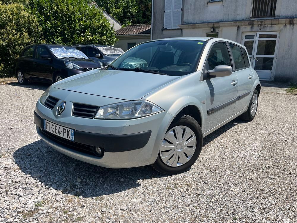 M&eacute;gane II M&eacute;gane 1.6 16V Confort Expression 2003 occasion 33530 Bassens