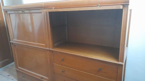 MEUBLE BOIS MASSIF VERNI L160 X H 124 X P 40 299 Paris 8 (75)