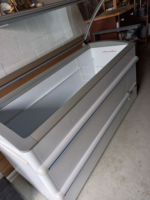 Conglateur coffre 600 litres 280 Cysoing (59)