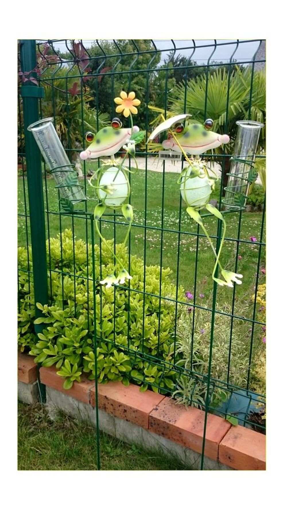 4 Pluviom&egrave;tre motif Grenouille fluorescent acier H 117 cm FO Jardin
