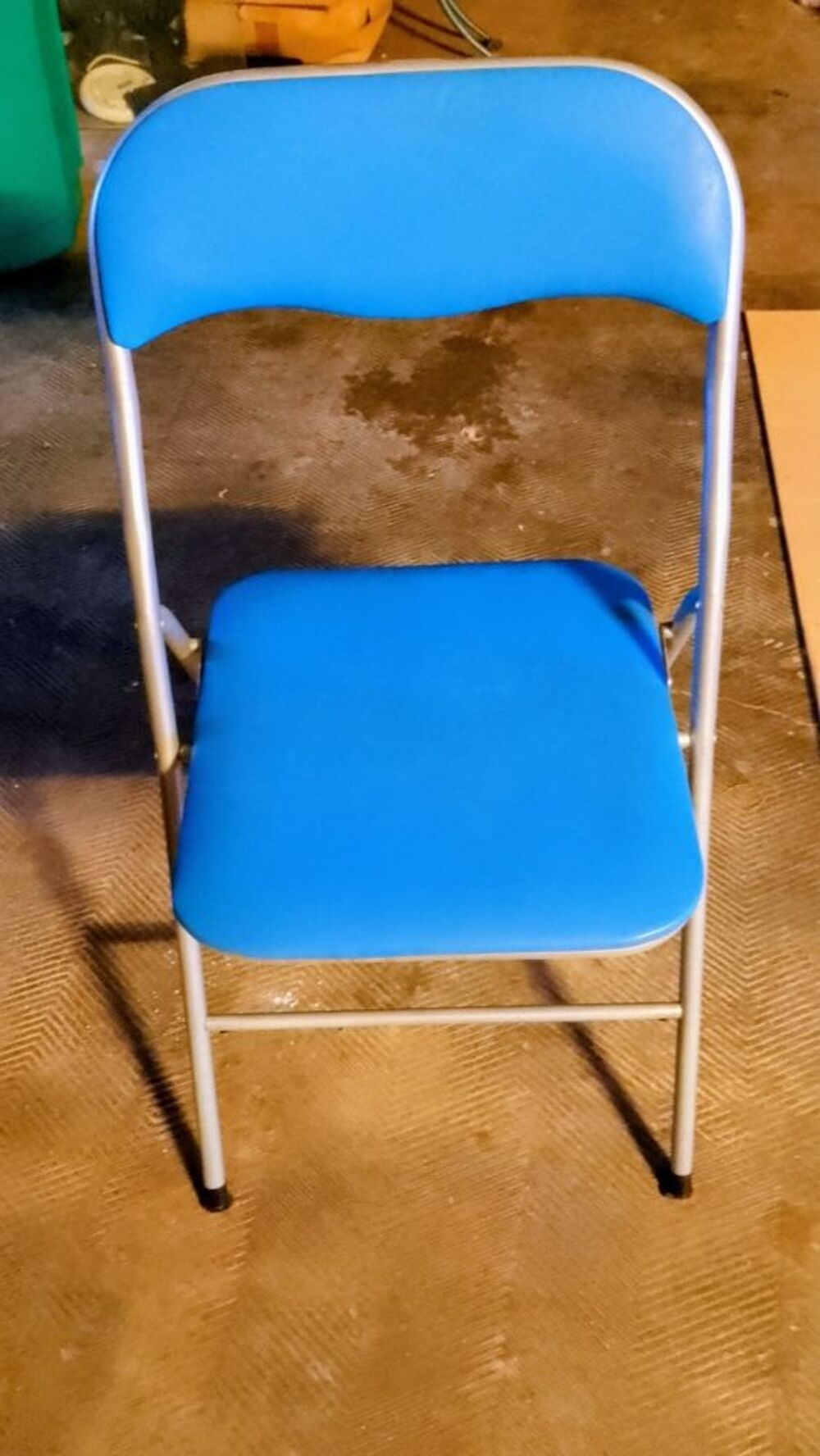 5 chaises pliantes Meubles