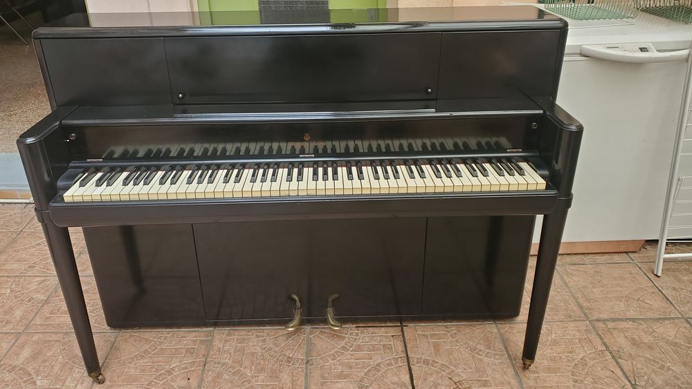 Steinway piano Instruments de musique