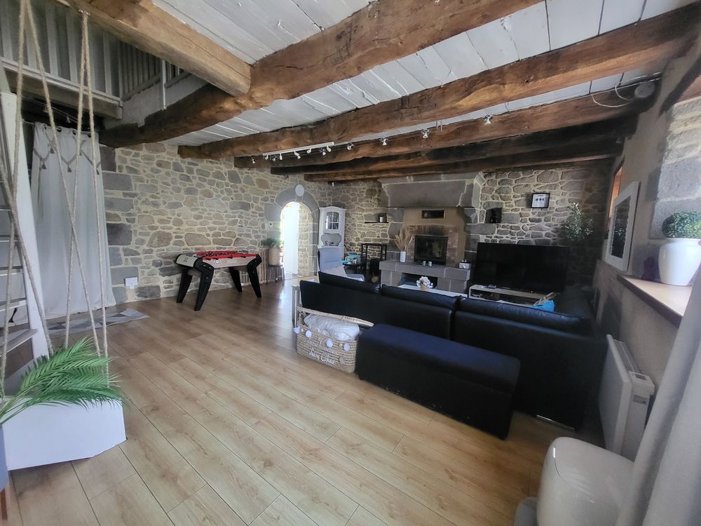Vente Maison Maison en pierres 180m² - 4 chambres - Rénovation récente - Combourg