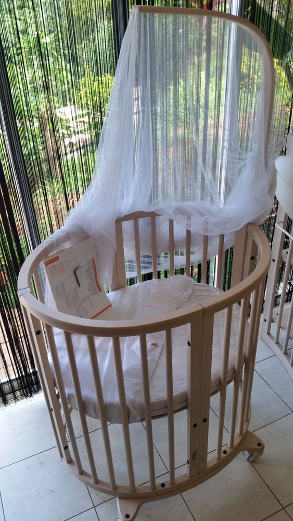 Chambre b&eacute;b&eacute; STOKKE (lit + table a langer ) Mobilier enfants
