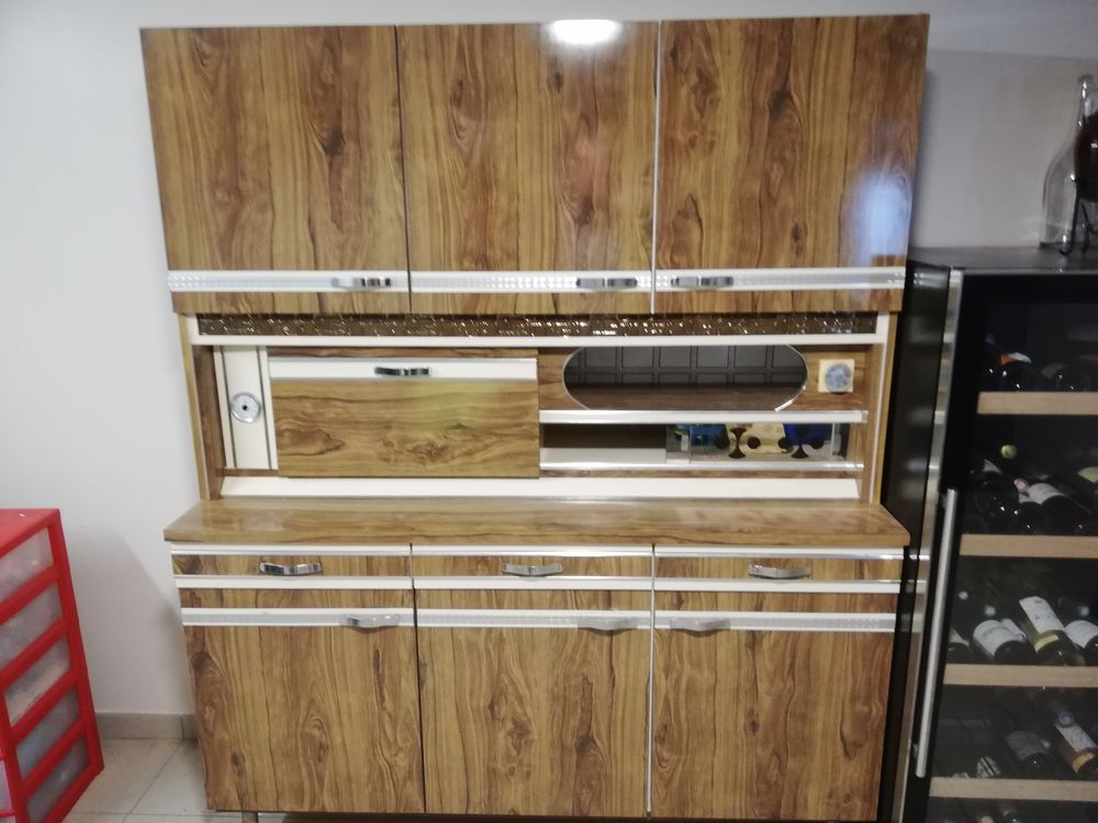 Buffet cuisine vintage en formica marron Meubles