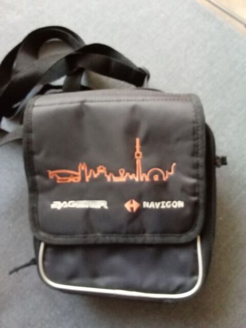 petite sacoche moto 10 Saint-Brice-en-Cogls (35)