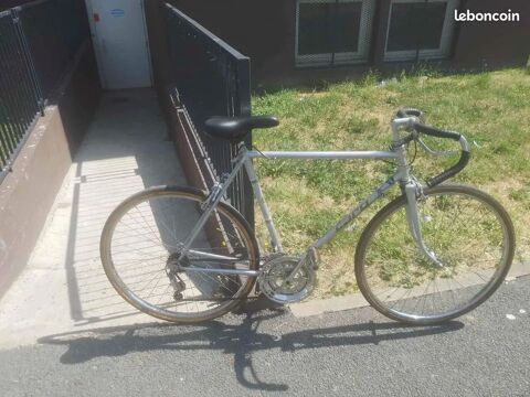 v�lo course  100 Soissons (02)