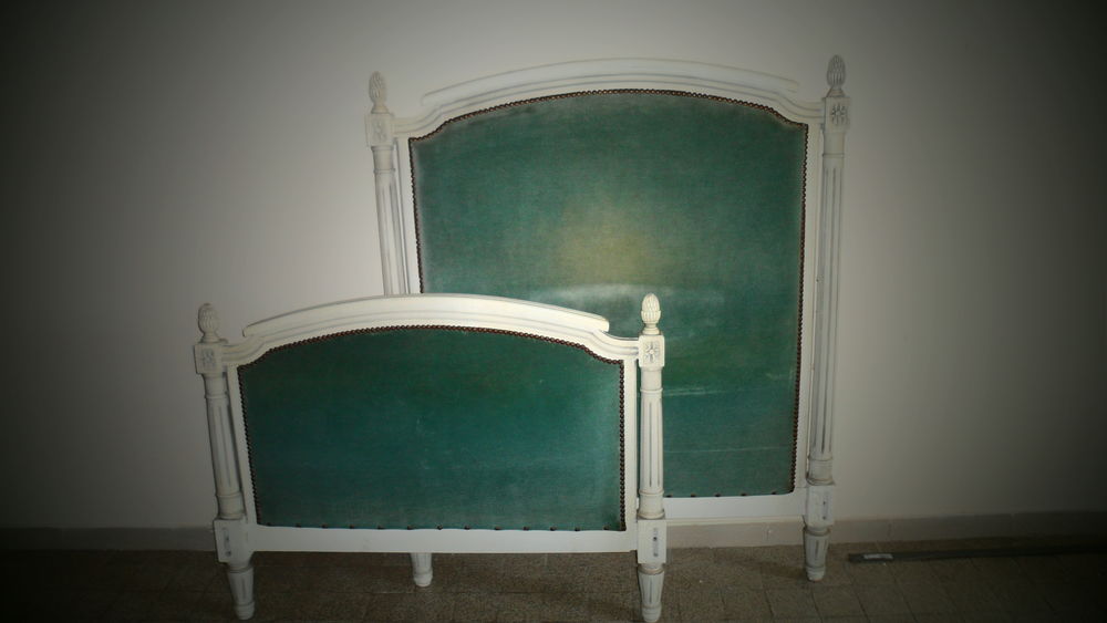 LIT 1 PERSONNES 90 X 190 CMS.STYLE "MARIE ANTOINETTE " 
Meubles