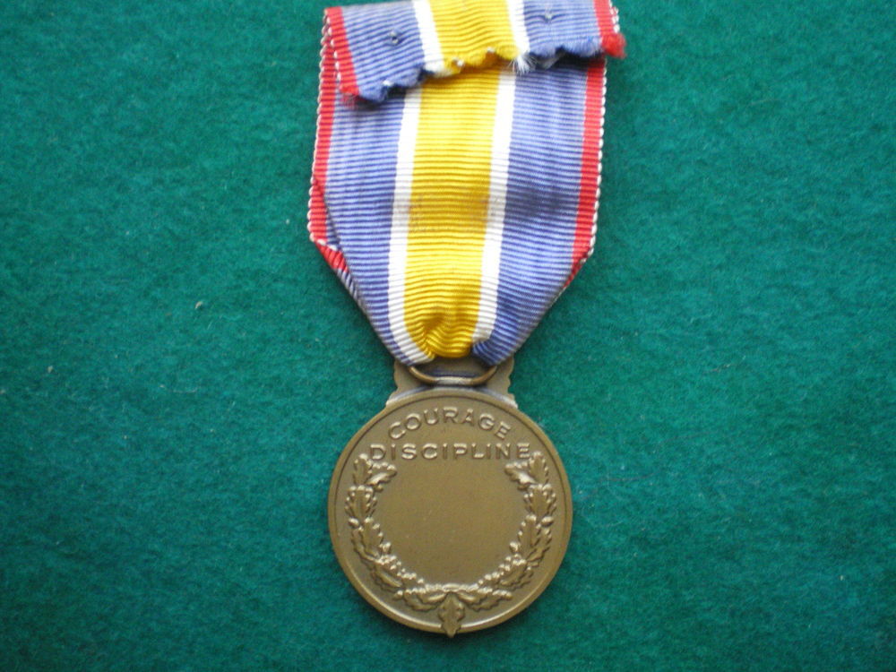 M&eacute;daille de la Gendarmerie Nationale. 