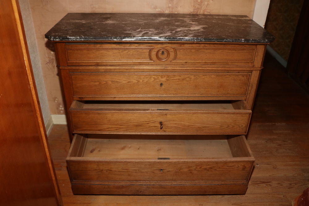 commode ancienne Meubles