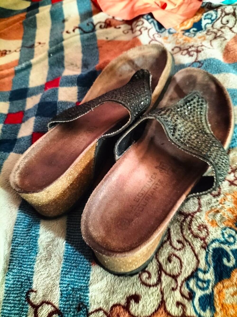 Sandales cuir la bottine souriante pointure 37 tr&egrave;s bon &eacute;tat Chaussures