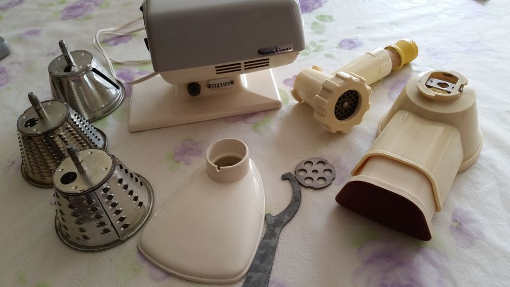 Robot Moulinex combin&eacute; multifonctions Electrom�nager