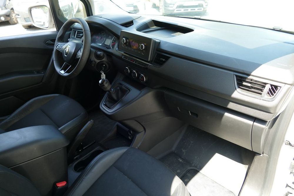 Kangoo KANGOO VAN TCE 100 GRAND CONFORT - 22 2022 occasion 13600 La Ciotat