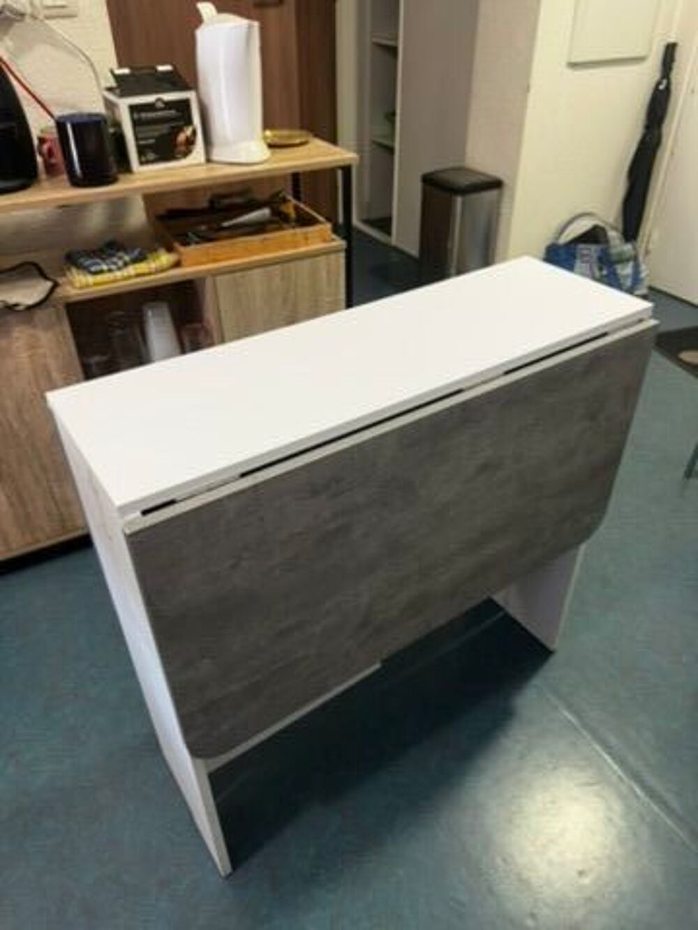 Table pliante gain de place blanc/gris b&eacute;ton Meubles