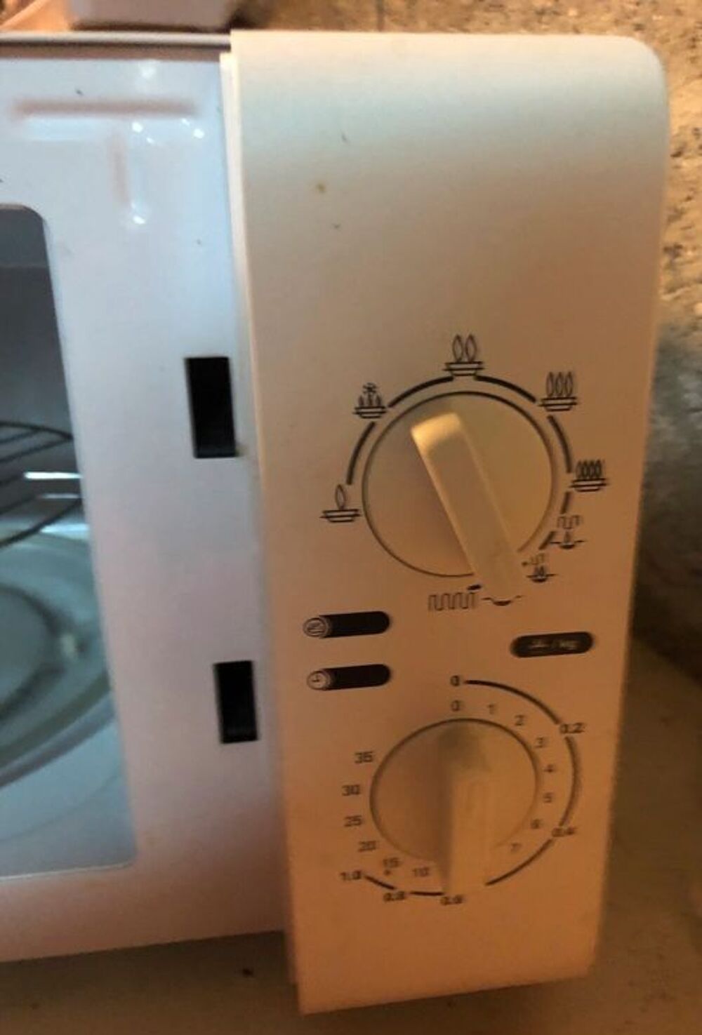 Micro ondes + grill Electroménager