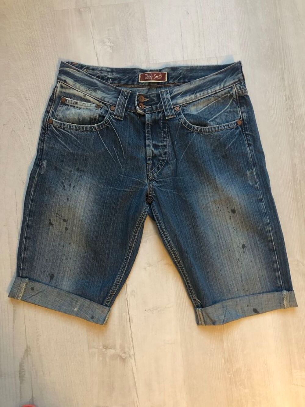 bermuda en jean fantaisie " Teddy Smith " T 40 &eacute;tat neuf Vêtements