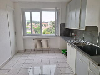  Appartement � vendre 4 pi�ces 92 m� Saint-chamond