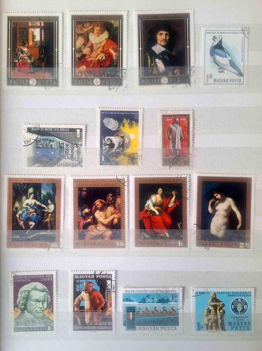 S&eacute;rie de timbres de collection de Hongrie 