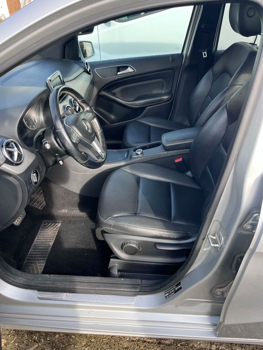 Classe B 180 BlueEFFICIENCY Sport Contact+ 2012 occasion 17250 Saint-Porchaire