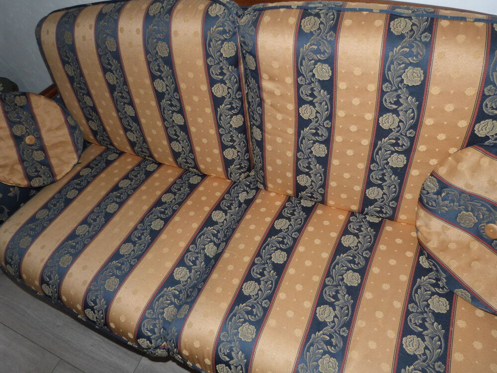 Salon style Louis Philippe. Meubles