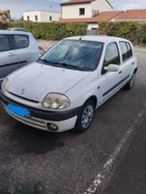 Clio II Clio 1.2i RXE 2001 occasion 26000 Valence