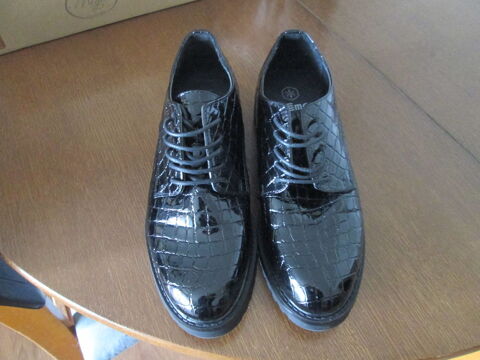 Chaussures neuves femme taille 42 20 Saint-Nazaire (44)