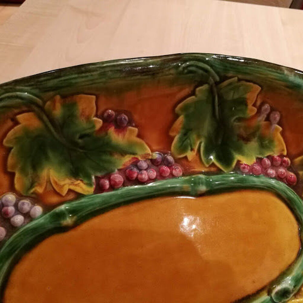 CORBEILLE EN FA&icirc;ENCE BARBOTINE Décoration